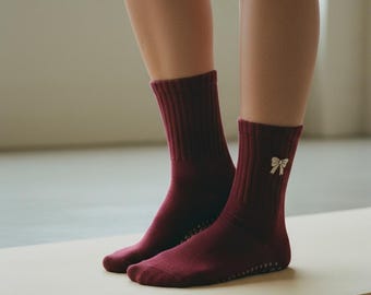Embroidered Bow Grip Socks: Burgundy & White Yoga Barre Pilates Socks
