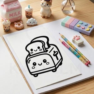 Puede incluir: Dibujo en blanco y negro de una tostadora sonriente con pan. La imagen está sobre papel blanco, rodeada de objetos decorativos como gomas de borrar, lápices y juguetes de comida en miniatura.