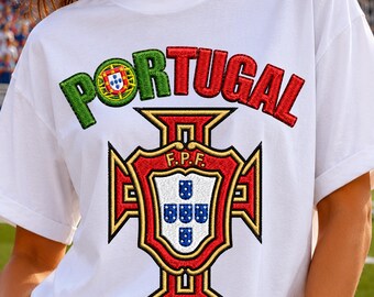 Bordado de fútbol de Portugal PNG, diseño bordado de fútbol de Portugal, escudo portugués PNG, diseño de camiseta de aficionado al fútbol, estilo de bordado a máquina