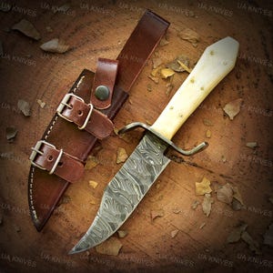 Handmade Damascus Hunting Knife, Camping, Fishing, Outdoor, Birthday, Groomsmen, Anniversary, Valentine Gift for Him, Shark-Tooth Blade,