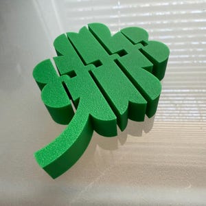 Flexible Shamrock/Four Leaf Clover Fidget Toy
