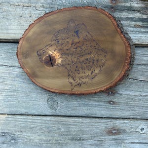 Wood burned bear art decor