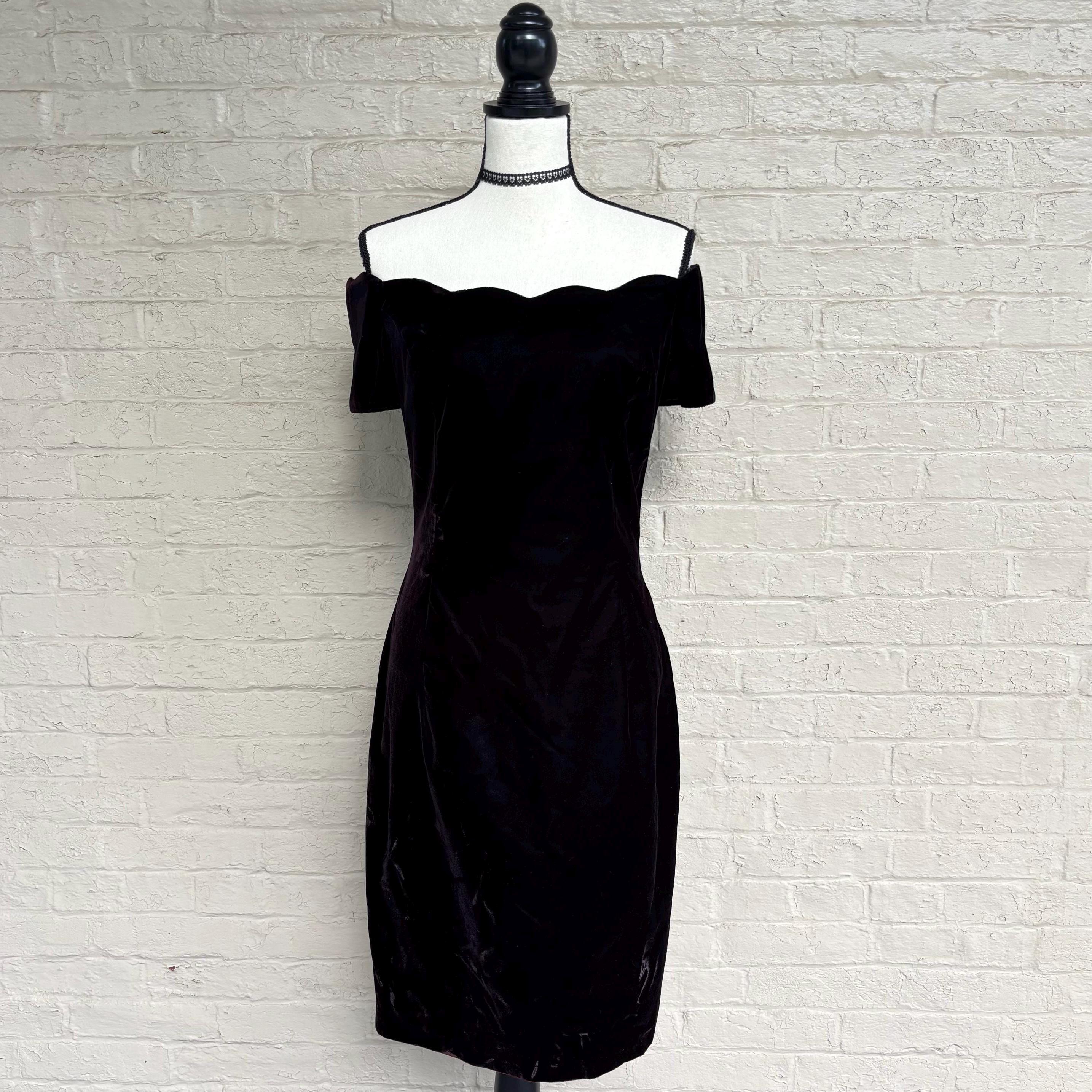 Buy 80s Funeral Dress Online In India India