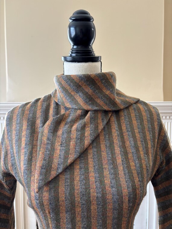 Vintage 1950s Wiggle Dress - image 4