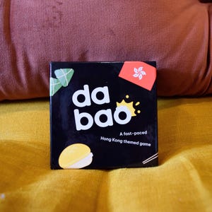 Da Bao: un juego de cartas con temática de Hong Kong