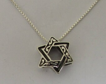 Pretty David Star Necklace, Sterling Silver Reversable Unisex Pendant, Judaica Jewelry, Fine Silver chain, All Lengths Available