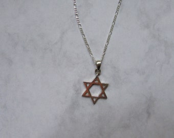 Collier Star of David, Collier d’étoiles pour hommes avec chaîne Sterling Silver Figaro, Collier d’étoiles masculines, Collier juif, Judaica