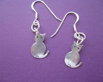 Silver Cat Earrings, Simple Dangle Earrings, Cat Charm, sterling silver Cat Earrings Silver Kitty Pendant Cute Cat Dangle Earrings