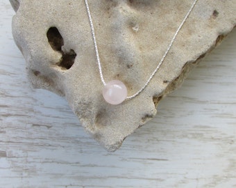 Rose collier de Quartz, perle d’amour, petit collier minimaliste, Quartz Rose collier en argent Sterling, bijoux de tous les jours, collier de charme Simple