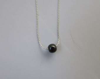 Délicat collier de perles, collier hématite, collier, petit collier de perles métalliques, Simple collier de perle, collier de perle pour homme en argent