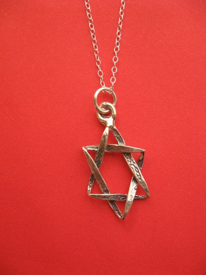 Sterling Silver Pendant Star Necklace Jewish Star Pendant Star of David Necklace Mens and womens Simple star of David Everyday Necklace