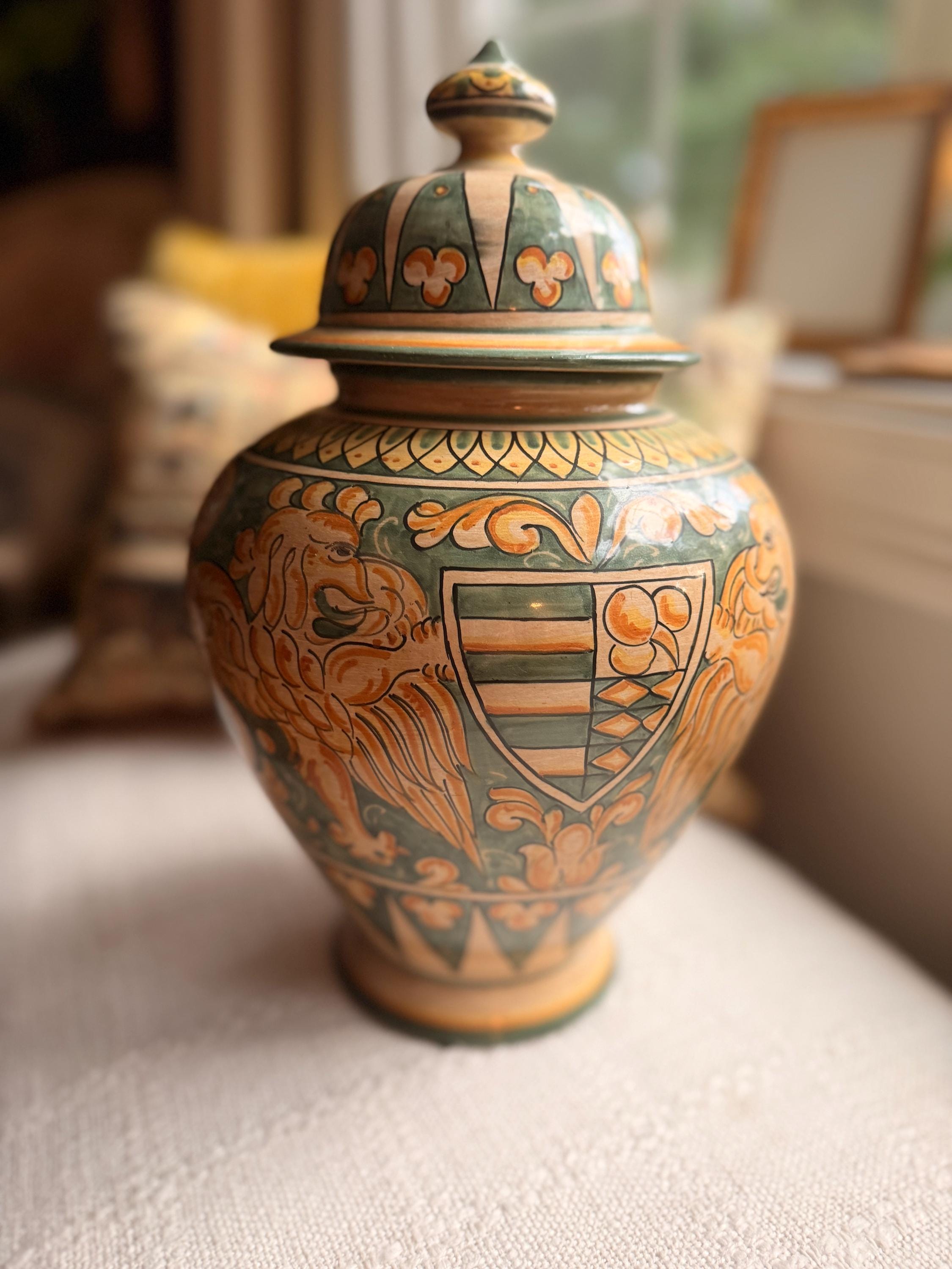Gubbio Vase - Etsy