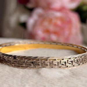 にゃおん LAAINA BANGLE18K Japanese Gold Bangle - Etsy
