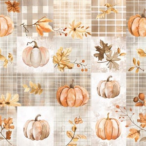 Op de afbeelding: Een herhalend patroon met aquarelillustraties van oranje en crèmekleurige pompoenen, bruine herfstbladeren en kleine bessen tegen een achtergrond van beige en witte ruitjes en neutrale rasterblokken met een textuur.