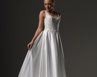 Elegante abito da sposa in pizzo con corsetto sulla schiena e spacco – Abito da sposa con strascico, elegante abito da sposa fatto a mano, fuga d'amore, abito da sposa boho