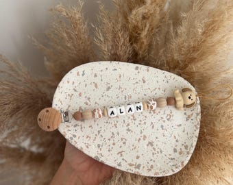 attache tétine chien doc personnalisée – attache sucette silicone avec prénom – cadeau naissance bébé attache-tétine