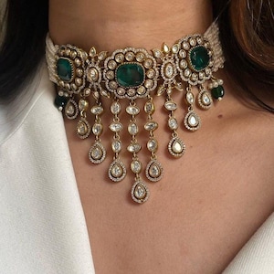 Elegant Sabyasachi inspired Green Kundan Victorian Choker Set / Bollywood Jewelry/ Indian choker set green with pearls