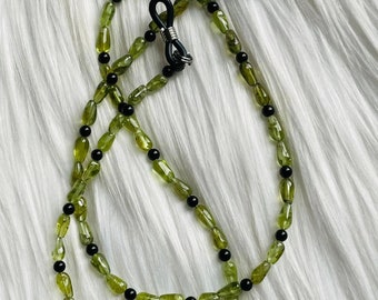 Eyeglass Chains in Peridot and Black Onyx