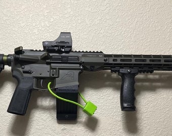 AR-15/ M4 Wall Mount (Lockable)