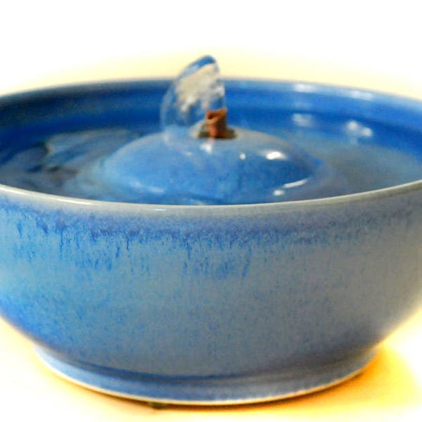 Cat Drinking Fountain "Morning Sky"