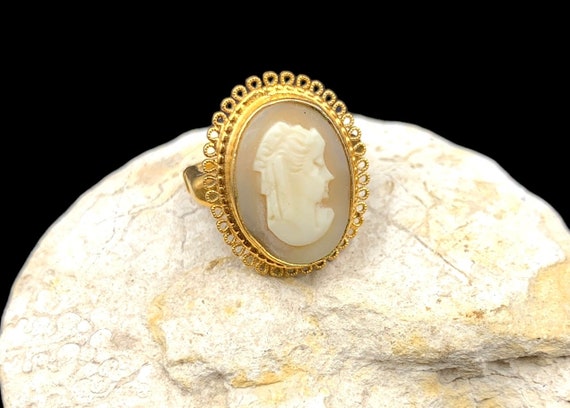 Vendome Carved Shell Cameo Ring - image 2