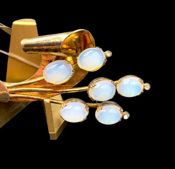 Coro Pegasus Sterling Brooch With Moonstone Caboc… - image 3