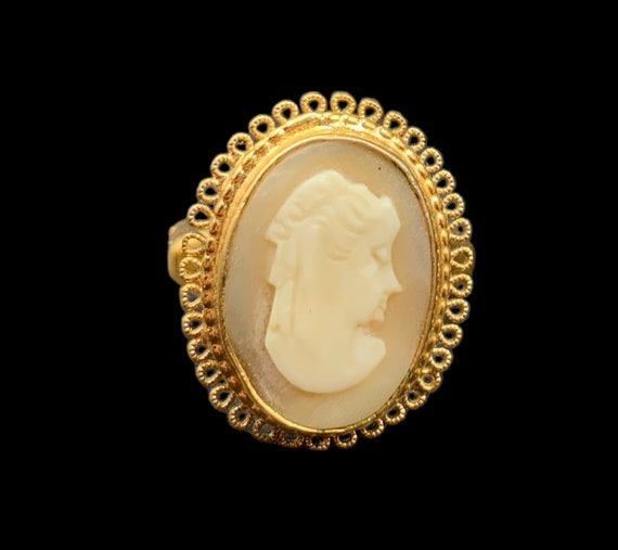Vendome Carved Shell Cameo Ring - image 1