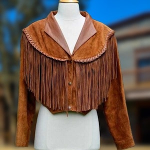 Blouson femme en cuir marron avec franges longues | Style western cow-girl | Manteau bohème à pampilles | Veste à franges faite main