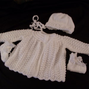 Hand knit infant girl&#39;s white matinee coat with bonnet and booties