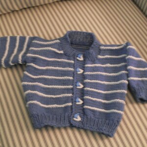 Hand knit baby boy&#39;s denim blue and white sweater set