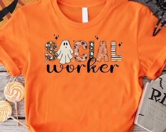Halloween Social Worker T-Shirt,Halloween Social Worker Gift,Spooky Social Worker,School Halloween Gift,Spooky Season,Fall Social Worker Tee