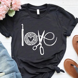 Crochet Love Shirt,Funny Crochet Tshirts,Knitting Lovers Shirt,Crochet Shirt Women,Crochet Mom Tee,Gift For Crocheter,Funny Crochet Gifts
