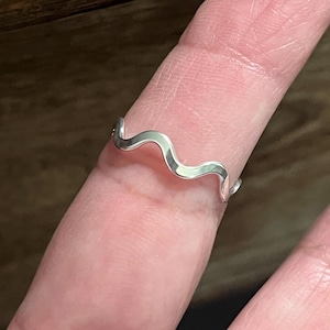 Dainty Sterling Silver Ring: Wavy,  Handmade Minimalist Jewelry, Taxco Mexico