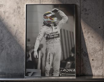 Lewis Hamilton Poster, Formula 1 Wall Art, Minimal Racing Print, Motorsport Decor