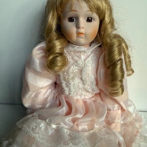 15’ Vintage Heritage Mint Porcelain Doll