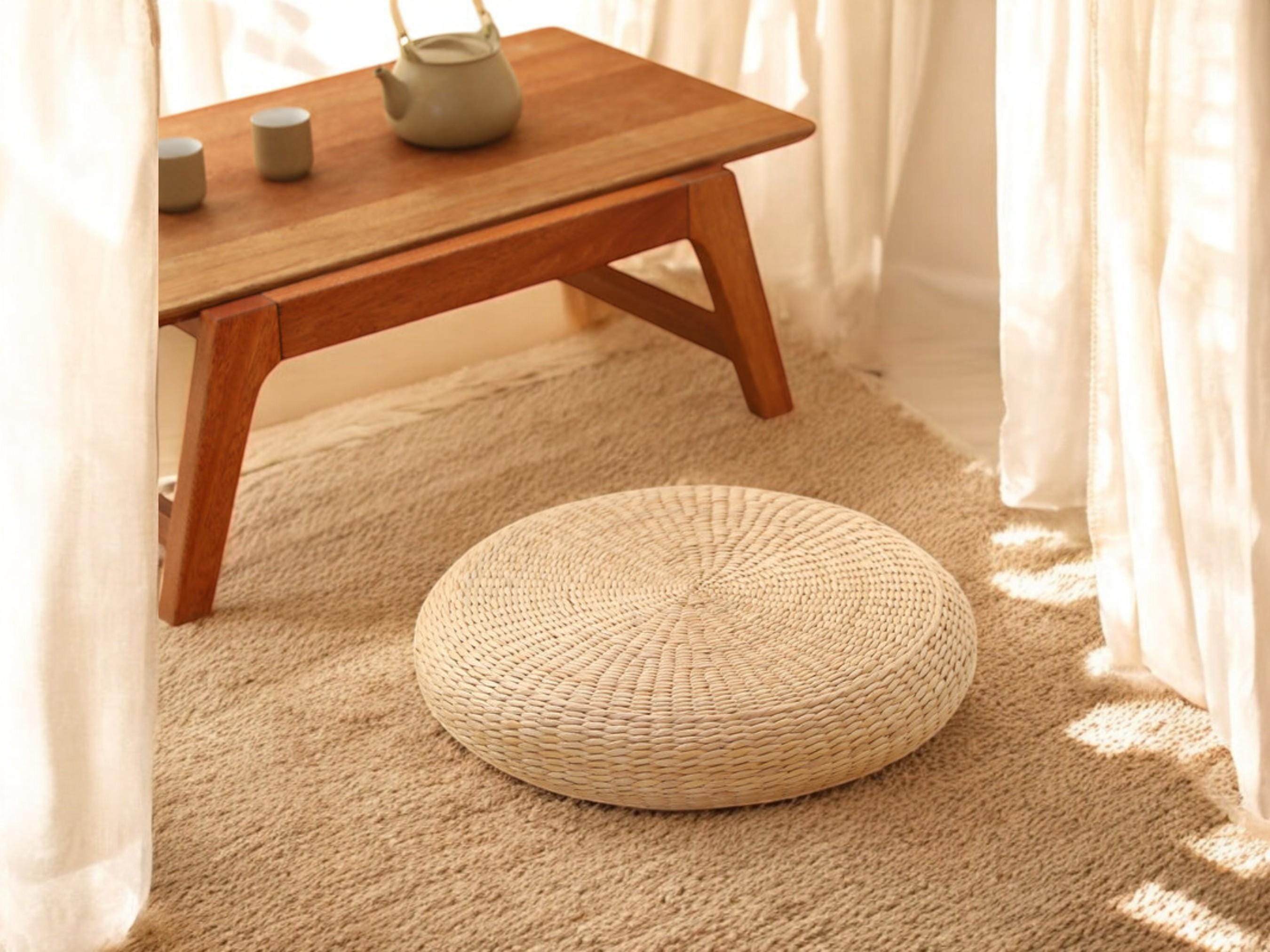 Japanese Tatami Floor Cushion - Handmade Straw Meditation & Yoga Seat
