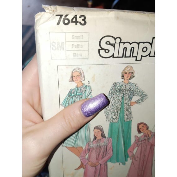 Simplicity #7643 Small Uncut Pattern Nightgown - image 2