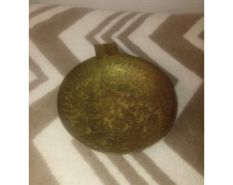Vintage Beautiful Brass Floral Etched Ashtray-trinket Dish Z.Y. 5 3/4 Wide