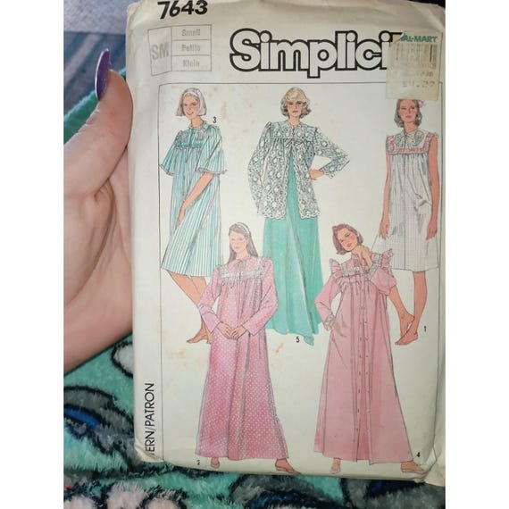 Simplicity #7643 Small Uncut Pattern Nightgown - image 1