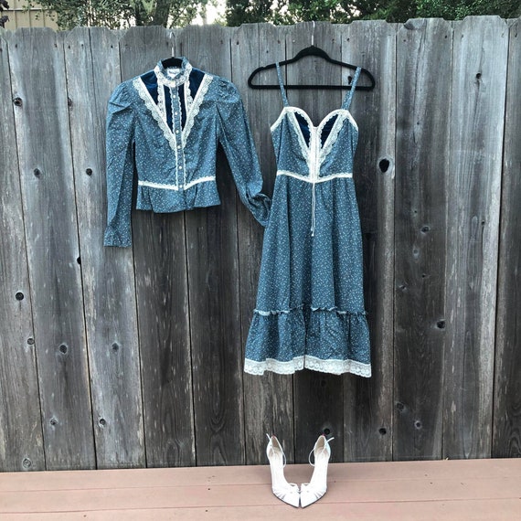Gunne Sax Blue 2 piece Floral Dress and Blouse Set