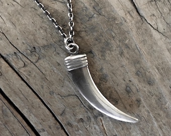 Vintage claw tooth talon sterling silver grunge distressed pendant necklace oval chain men women oxidized organic nature horn tusk wrapped