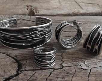 Vintage sterling silver bracelet earrings ring size 5 925 cuff distressed detailed patina brutalist crushed can folds organic art handmade