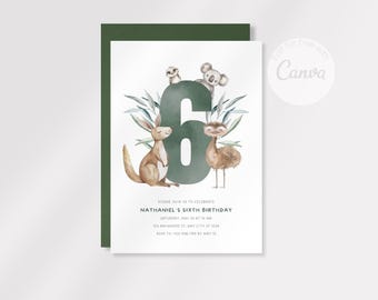 Könnte beinhalten: Eine Geburtstagseinladung mit einer grünen Zahl 6, umgeben von Illustrationen australischer Tiere. Ein Känguru, ein Emu und ein Koala sind abgebildet. Die Einladung enthält den Text "Nathaniel's Sixth Birthday".