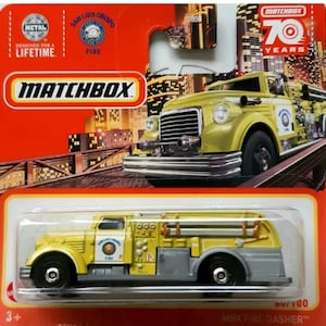 Matchbox Fire Dasher Fire Engine Free Boxed Shipping