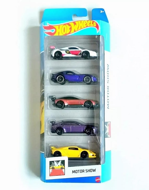 Paquete de Hot Wheels Motor Show: Aston Martin, Dodge, Jaguar
