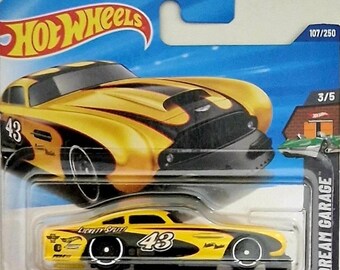 Hot Wheels Aston Martin Valhalla Concept - Modello In Scala 1:64, Edizione Screen Time, Argento