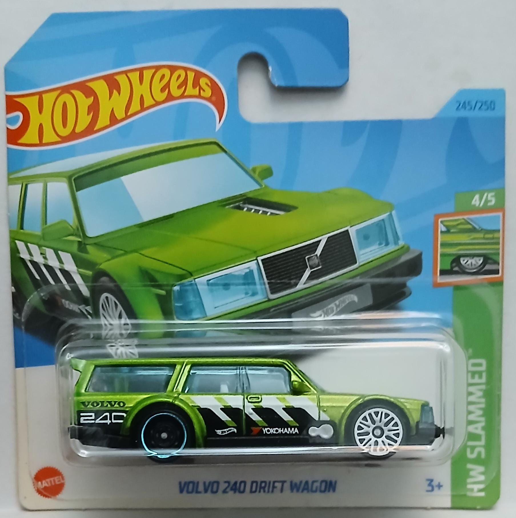 Volvo 240 keychain - Etsy 日本