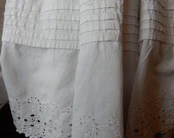 Antique Cotton Underskirt/Petticoat/Broderie Anglaise
