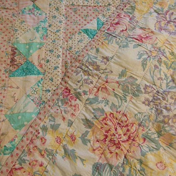 Vintage Childs Quilt or Bed Throw