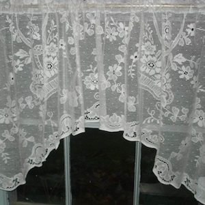 All Cotton Lace Vintage  Shaped Curtain Valance
